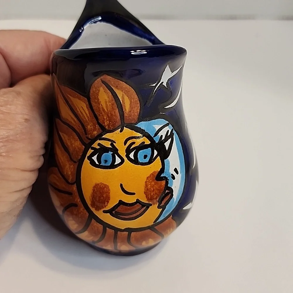 Eclipse Tiny Creamer / Pitcher /Vase Lead Free Pottery  HECHO EN MEXICO